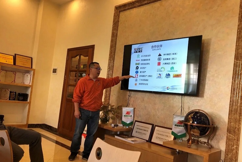 千色花交流合影